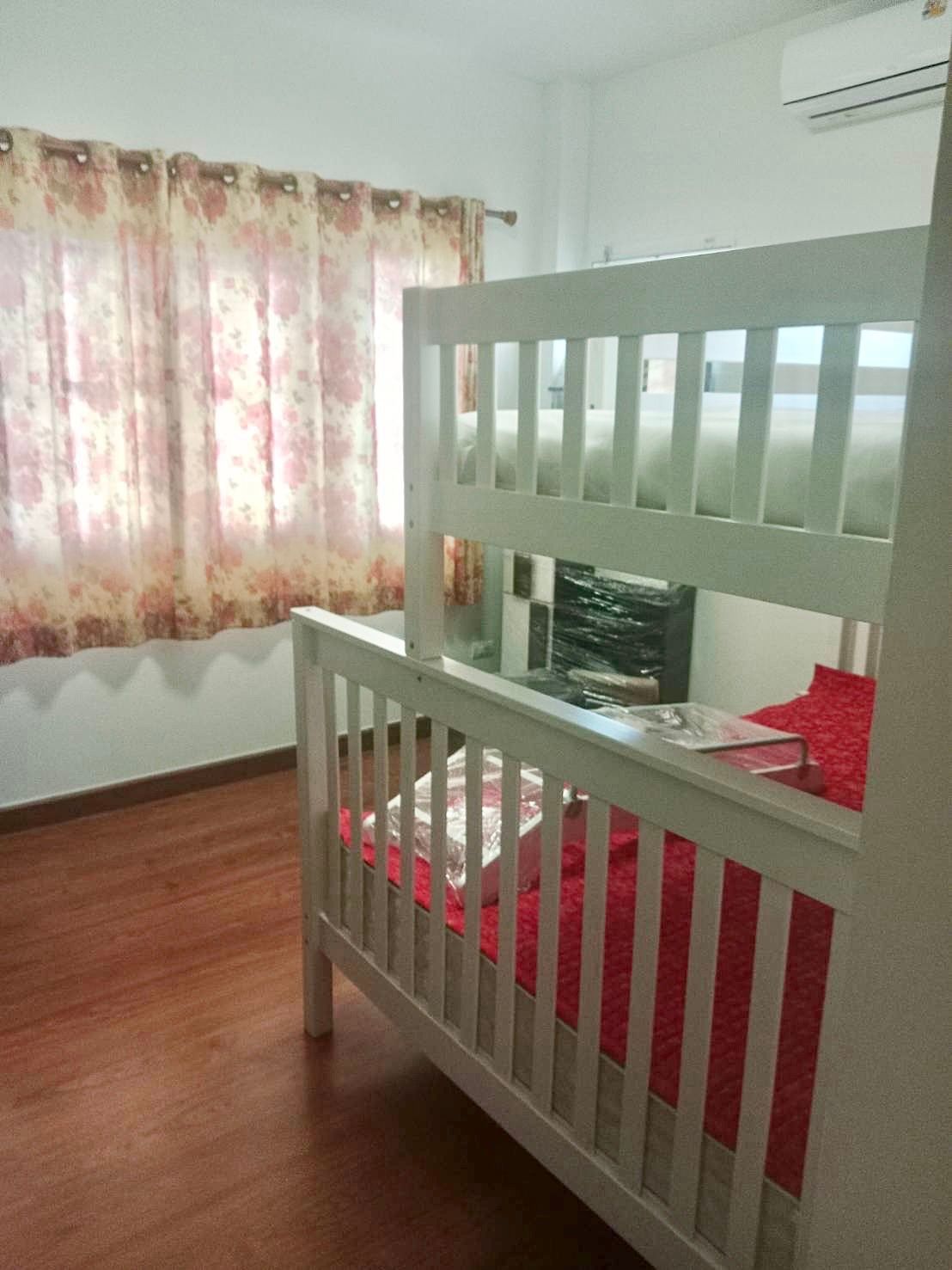 4 卧室 独立房屋 出租 在  - Image 10