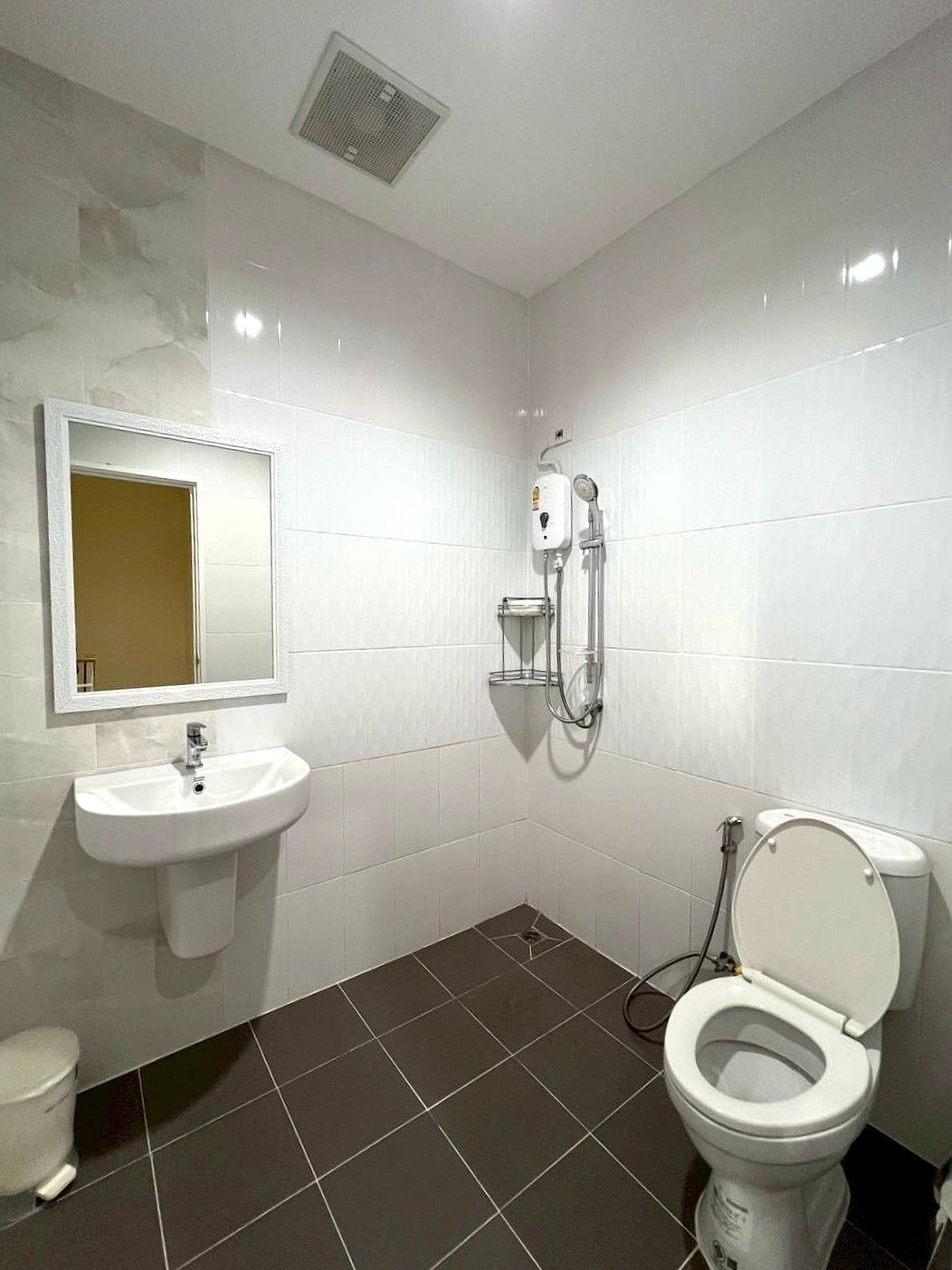 3 卧室 联排别墅 出租 在  - Image 10