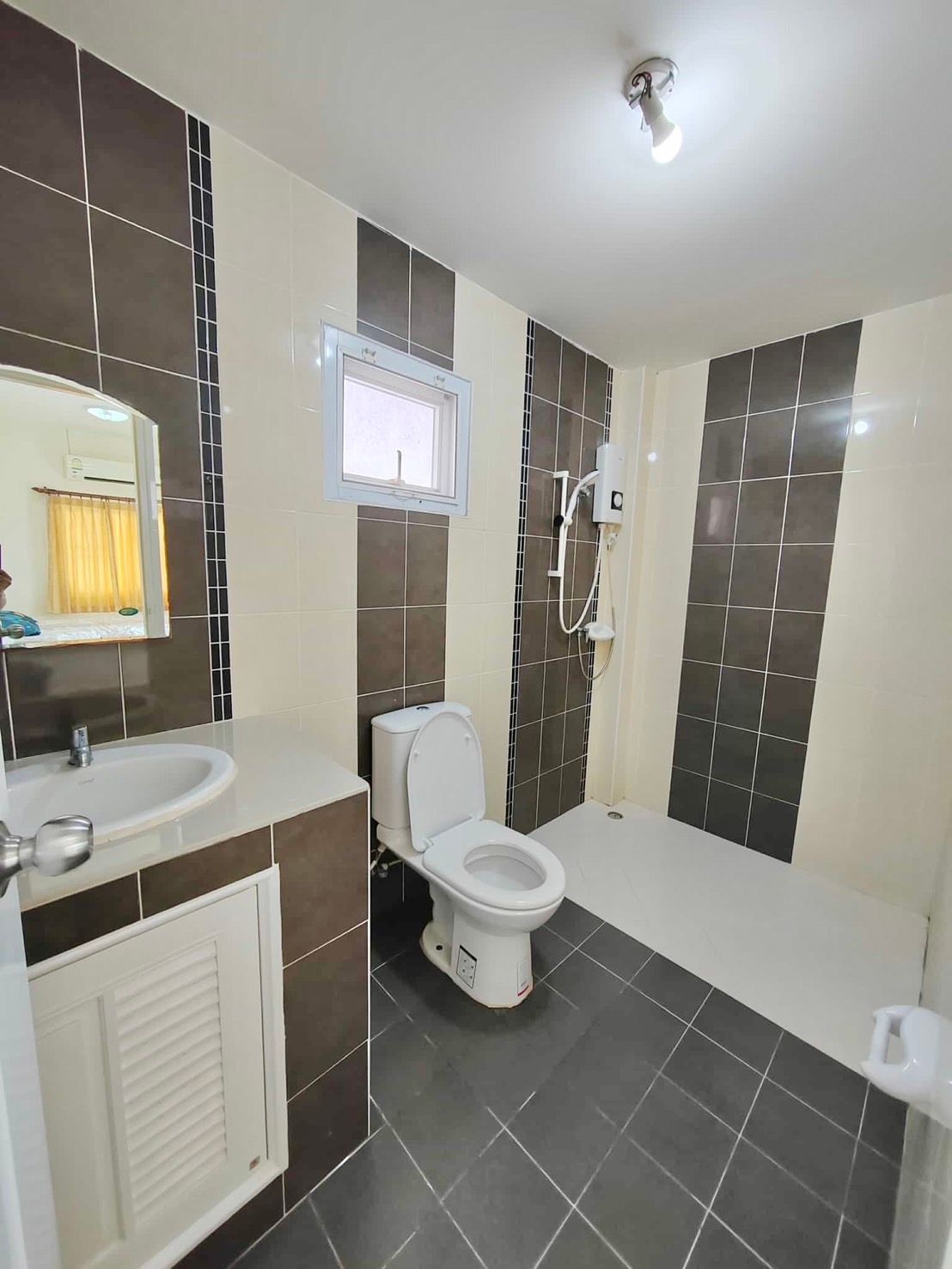 uploads/efe1bc97-da39-4732-9026-bc1cbf882b7a/390146fa-2a9f-4258-9f5c-b4118250b71d