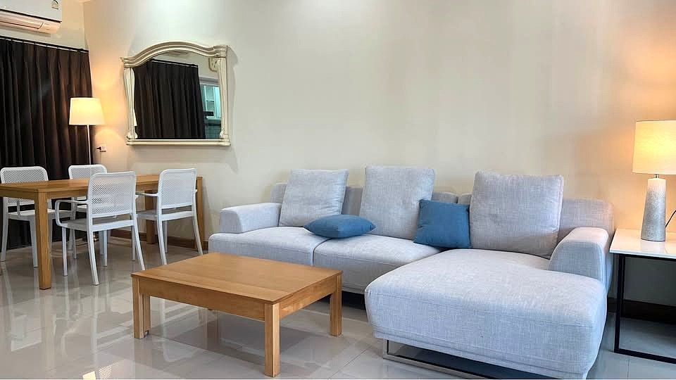 3 卧室 联排别墅 出租 在  - Image 2