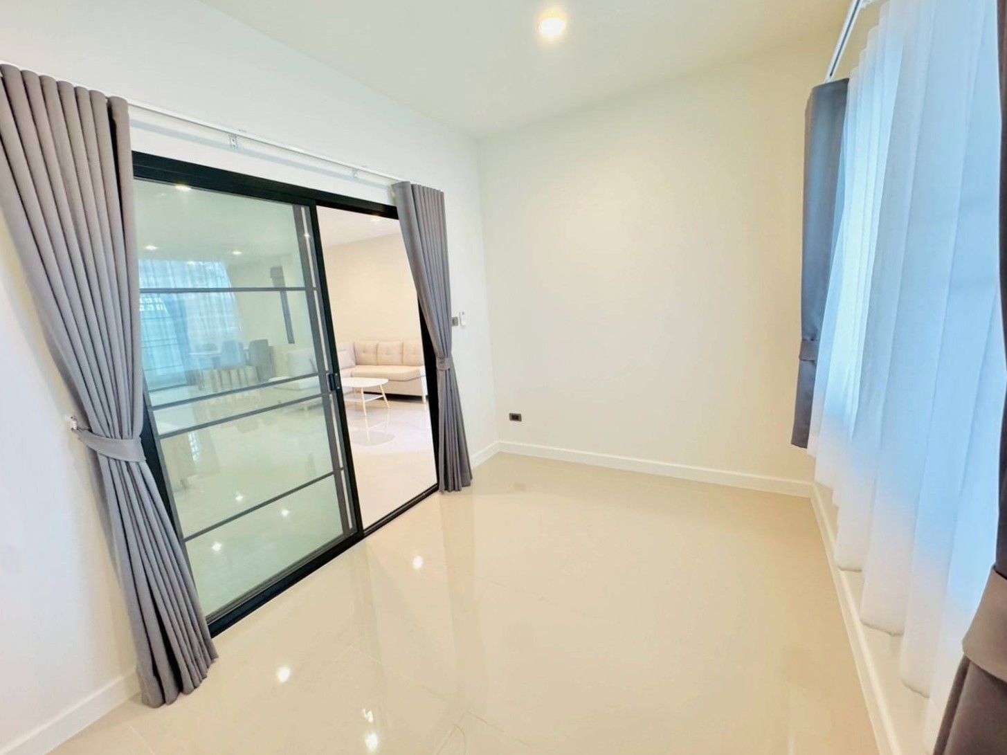 3 Bedroom Townhouse For Rent in Nong Phueng, Saraphi, Chiang Mai - Image 7