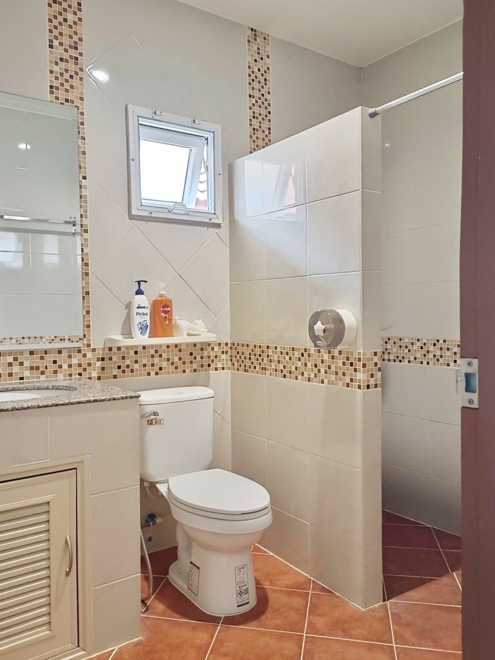 uploads/efe1bc97-da39-4732-9026-bc1cbf882b7a/3d8f3f6f-1d1f-45ce-b4b3-a65228ca0874