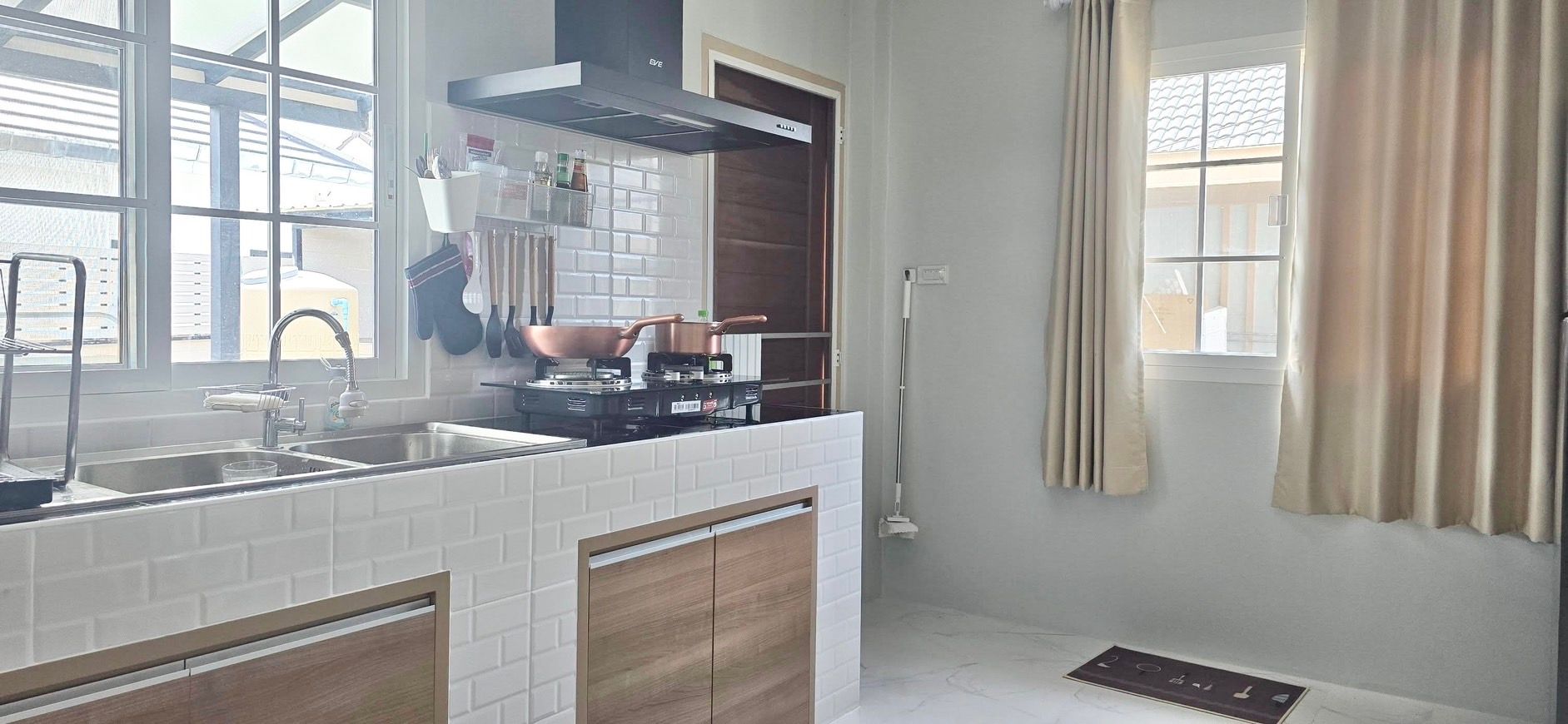 3 Bedroom House For Rent in San Phak Wan, Hang Dong, Chiang Mai - Image 7