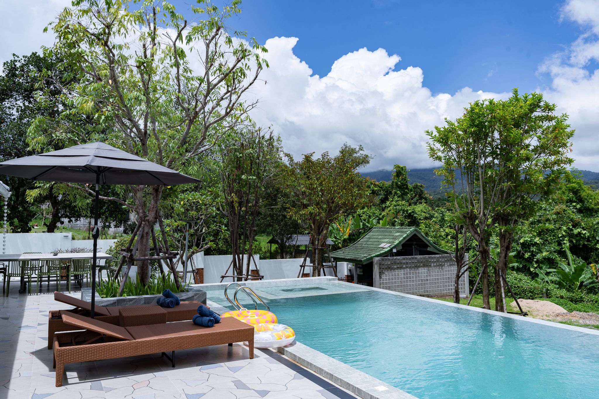 uploads/efe1bc97-da39-4732-9026-bc1cbf882b7a/42d90a5e-1959-4c5e-bf2e-f413c8cb44e1