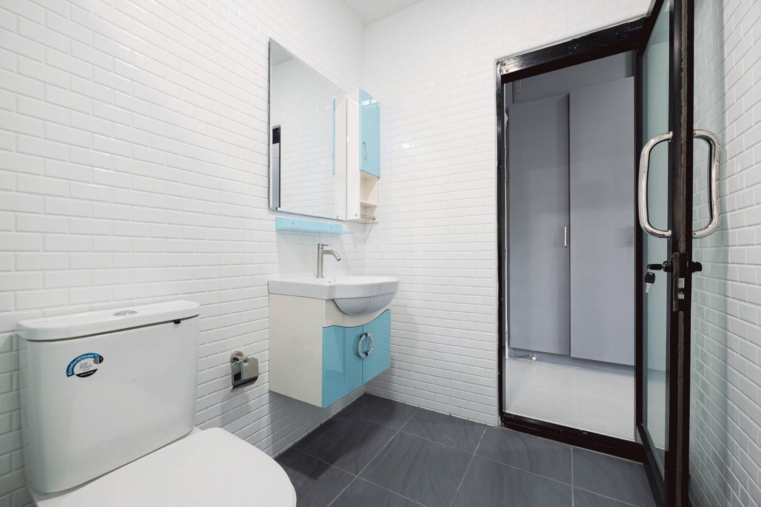 3 卧室 独立房屋 出售 在  - Image 14