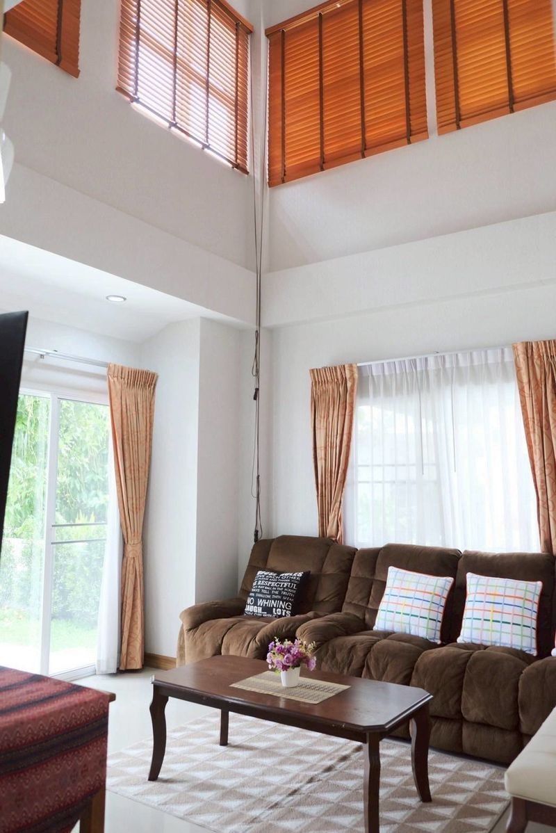 4 卧室 独立房屋 出租 在  - Image 3