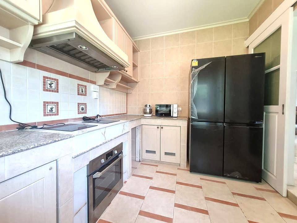 7 卧室 独立房屋 出售 在  - Image 16