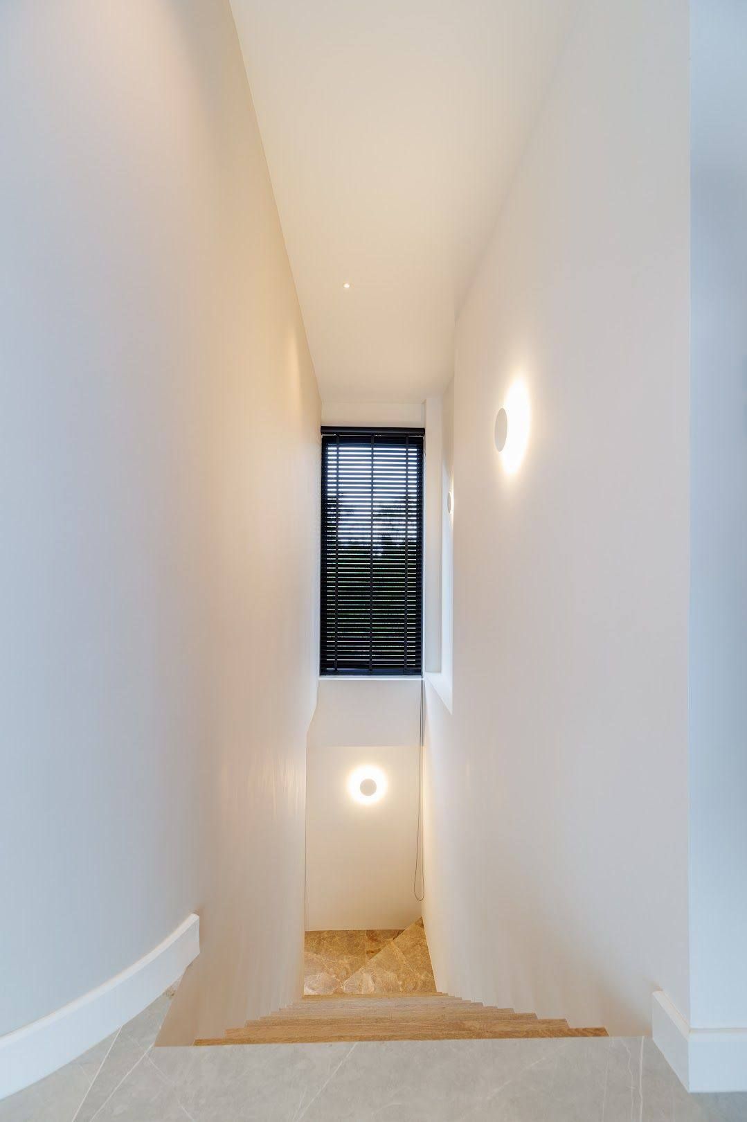 5 卧室 独立房屋 出售 在  - Image 16