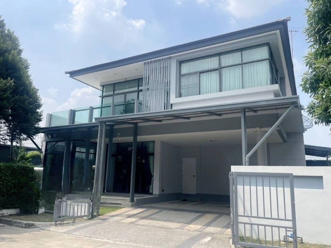 Setthasiri Srinakarin-Rama 9 - Image 1