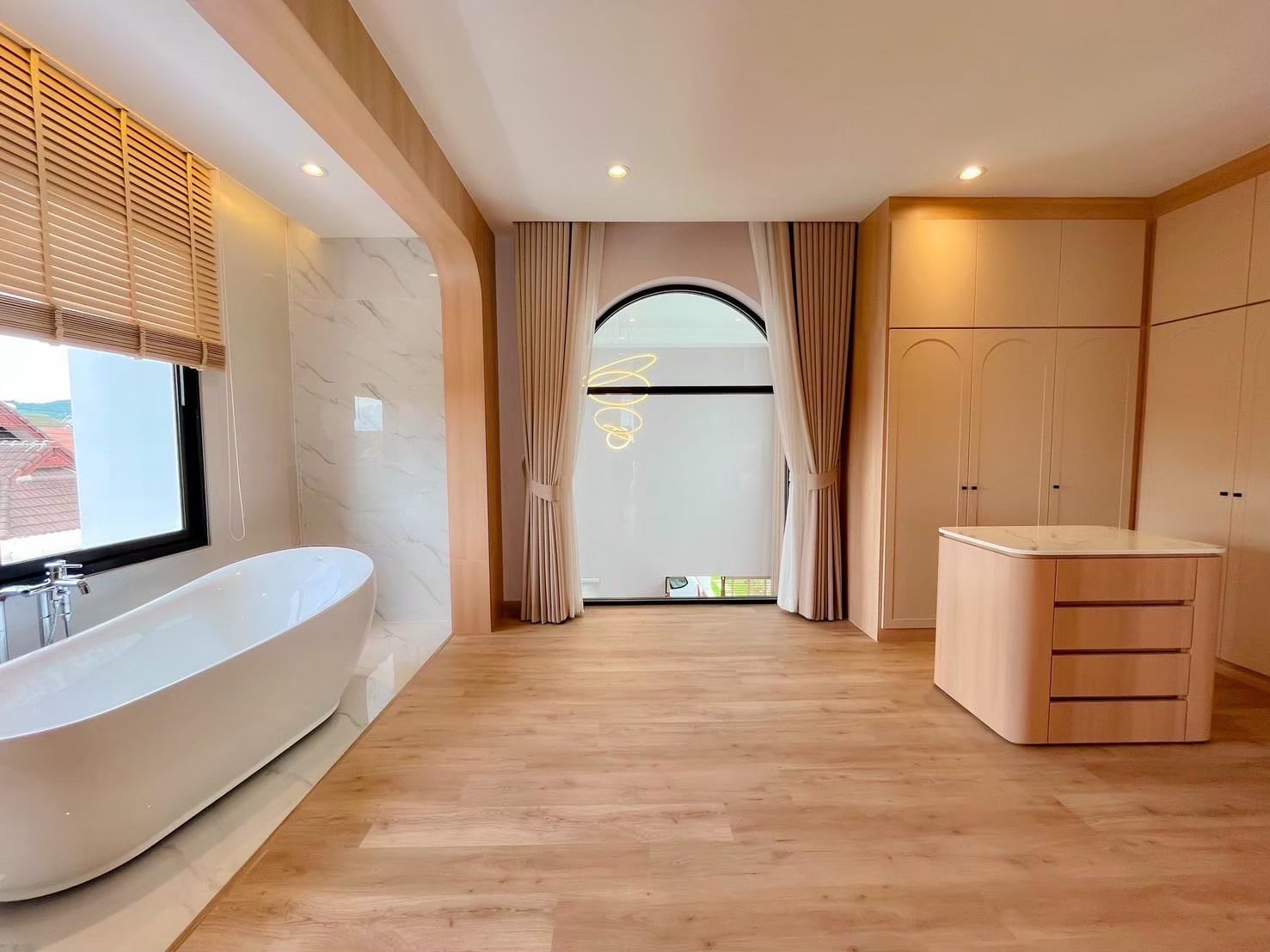 uploads/efe1bc97-da39-4732-9026-bc1cbf882b7a/46b753e8-0919-4073-8a22-f18917ba7908