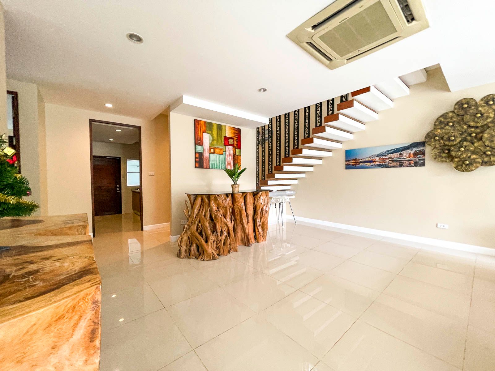 4 卧室 独立房屋 出租 在  - Image 6