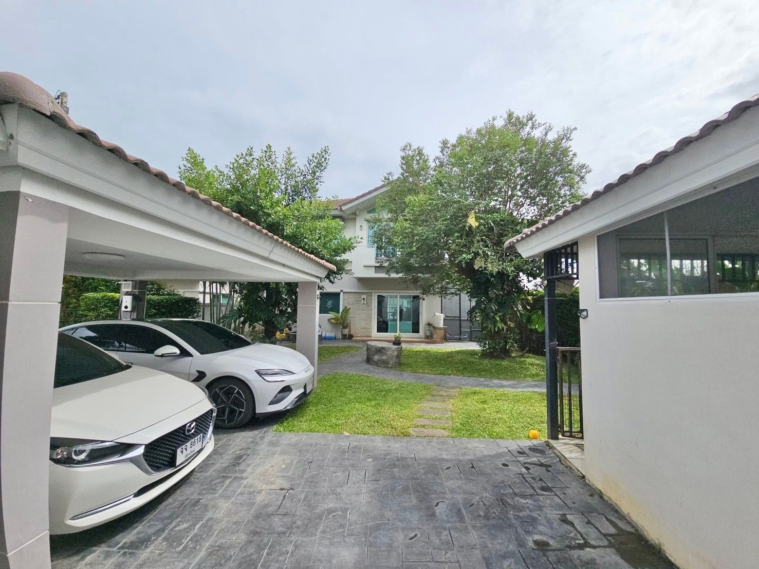 3 卧室 独立房屋 出售 在  - Image 1