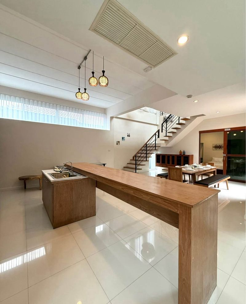 uploads/efe1bc97-da39-4732-9026-bc1cbf882b7a/49db2d51-831e-4e7a-8961-c320f87c4d17