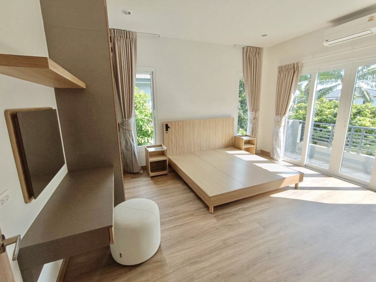 4 卧室 独立房屋 出租 在  - Image 5