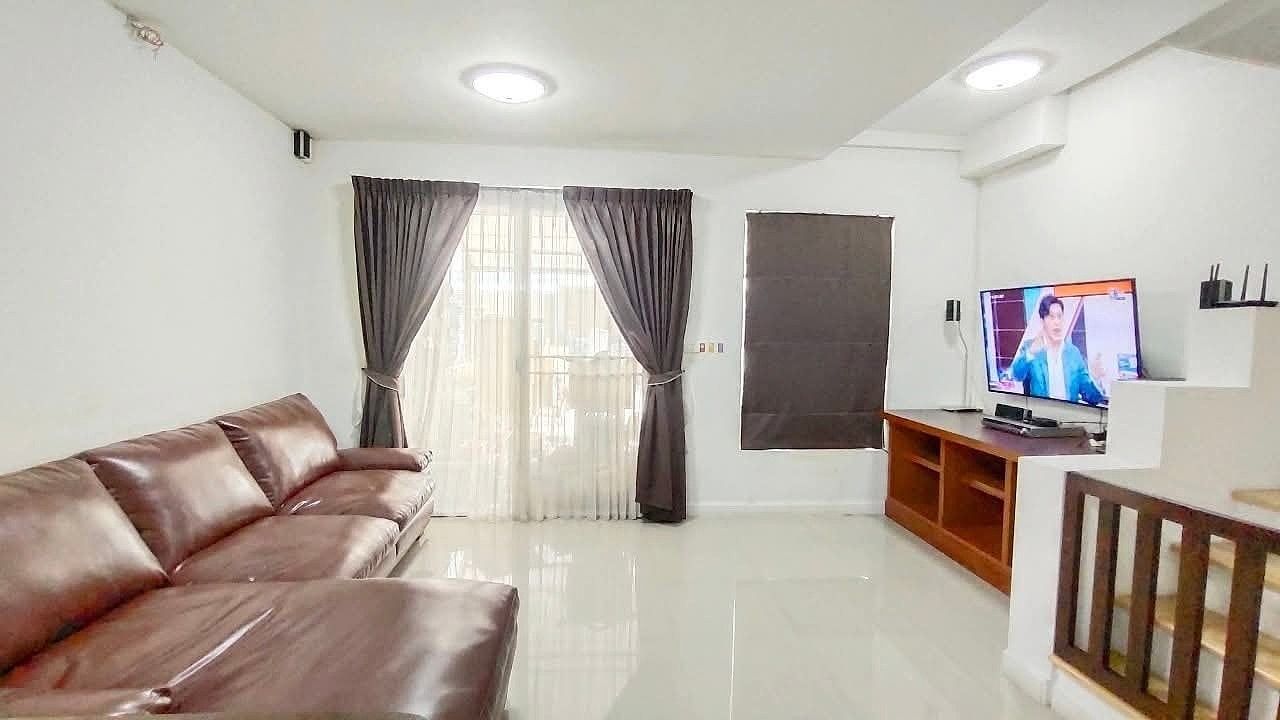 3 Bedroom Townhouse For Rent in Nong Phueng, Saraphi, Chiang Mai - Image 2