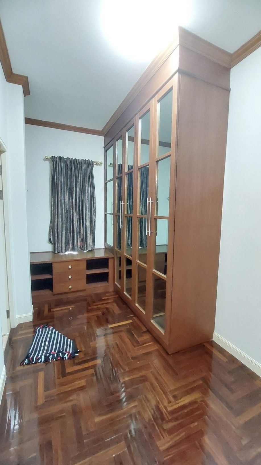 4 卧室 独立房屋 出租 在  - Image 10