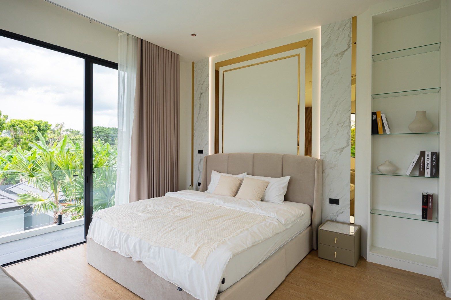 5 卧室 独立房屋 出租 在  - Image 15