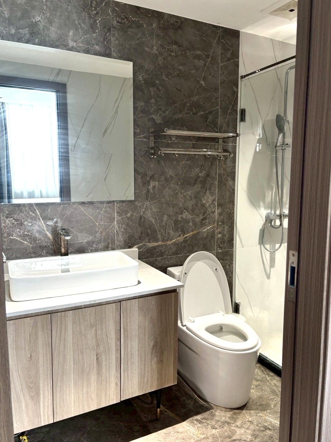 Glory condominium chiang mai - Image 6