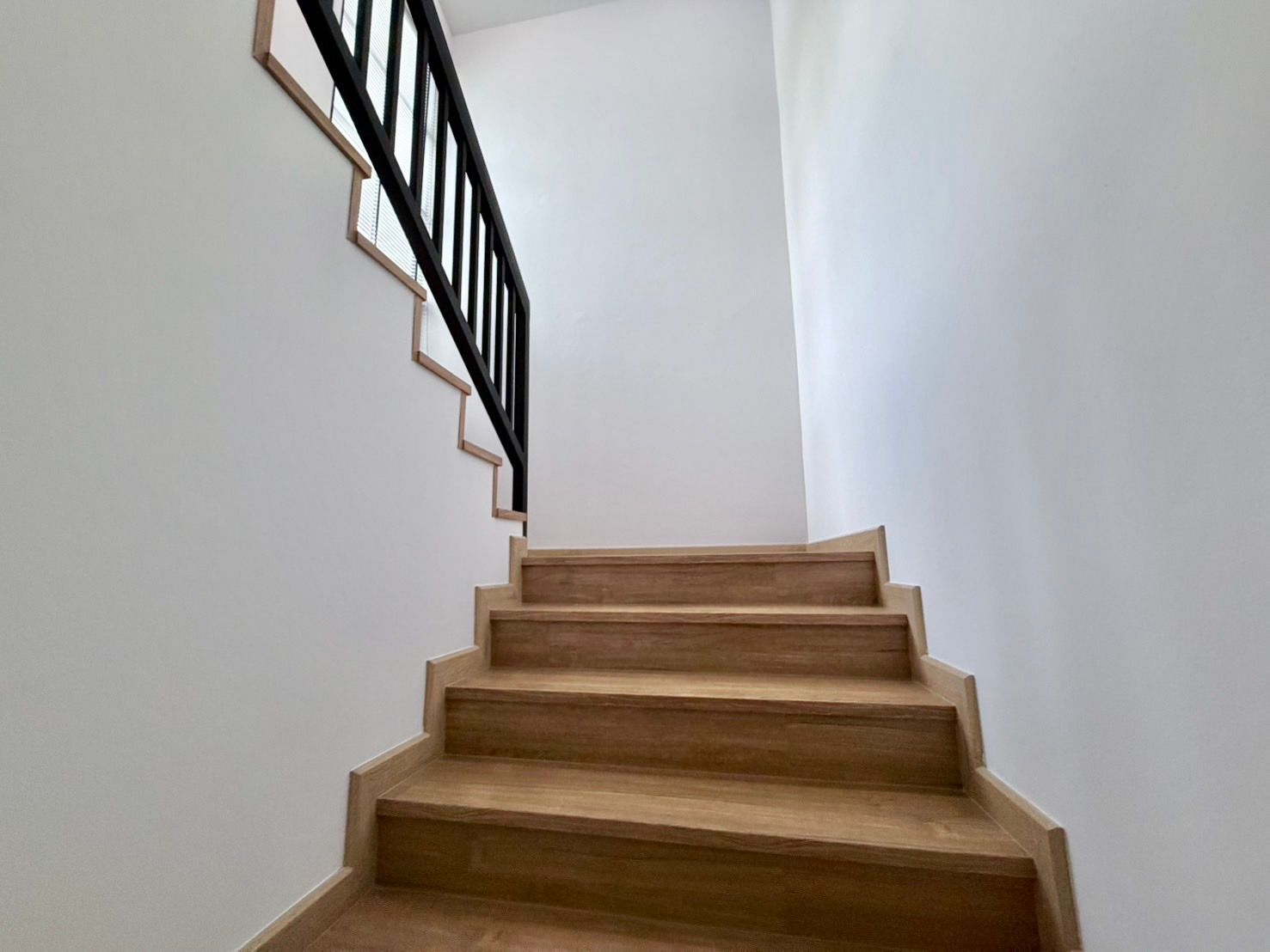 uploads/efe1bc97-da39-4732-9026-bc1cbf882b7a/4ffbef20-42ae-4305-9be6-7fdb09d08fb5