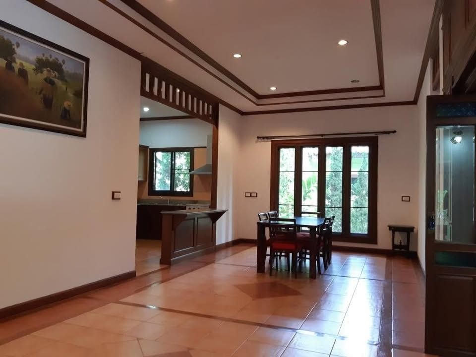 uploads/efe1bc97-da39-4732-9026-bc1cbf882b7a/526cf9b5-b0b8-4c9b-88b1-6dbe1cb8f4dd