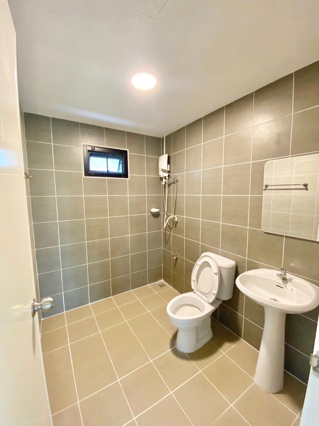 3 卧室 独立房屋 出租 在  - Image 11