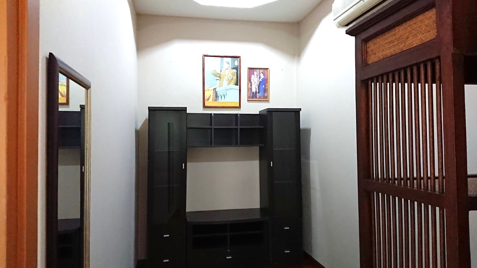 uploads/efe1bc97-da39-4732-9026-bc1cbf882b7a/53c0f45f-5570-4441-b177-3f64079eff1c