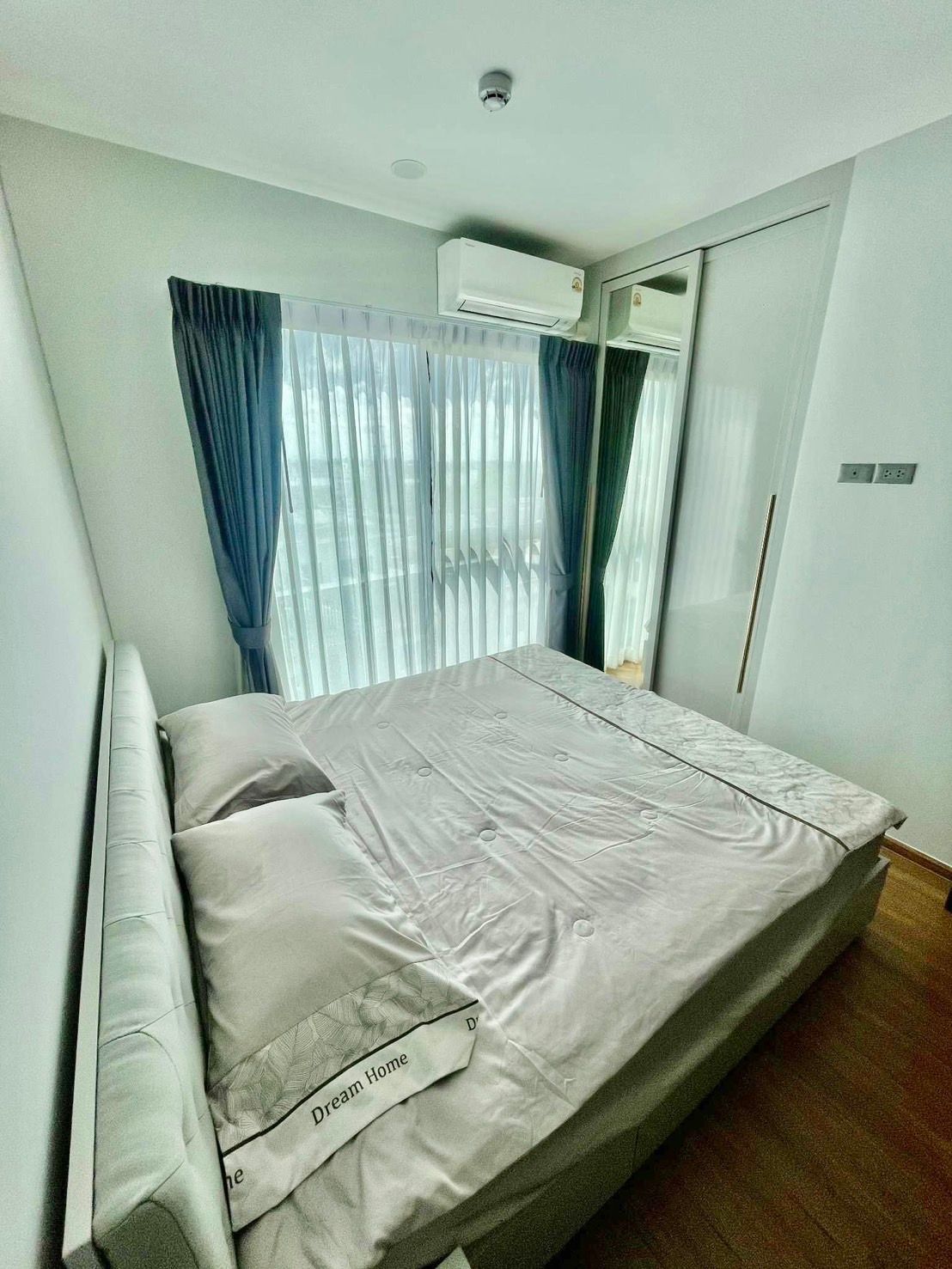 1 卧室 公寓 出租 在  - Image 2