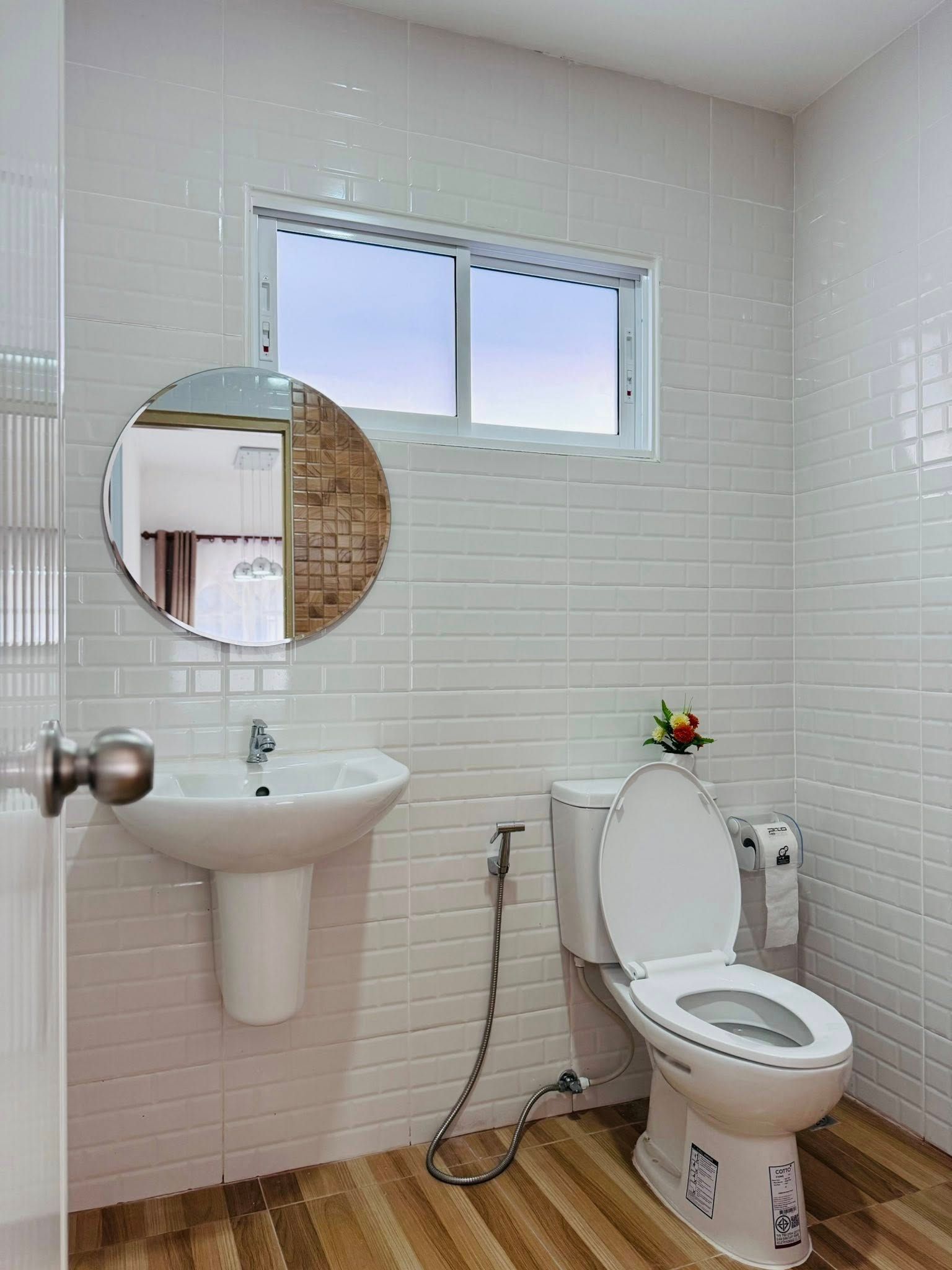 3 Bedroom House For Rent in San Phak Wan, Hang Dong, Chiang Mai - Image 14