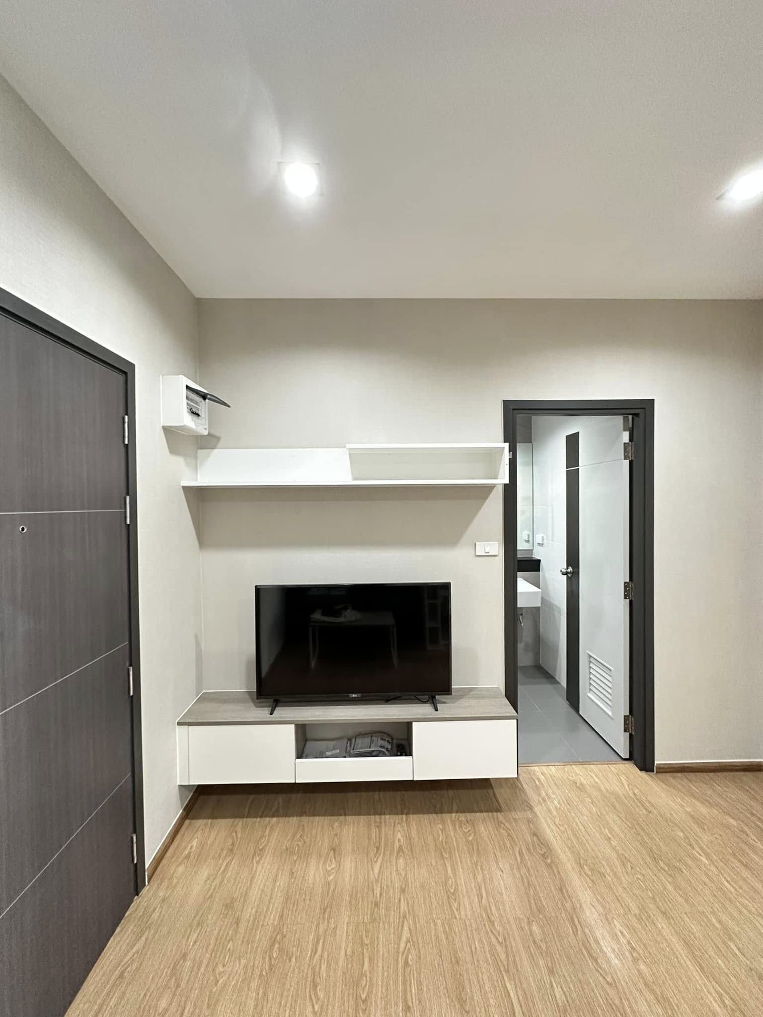 1 卧室 公寓 出租 在  - Image 2