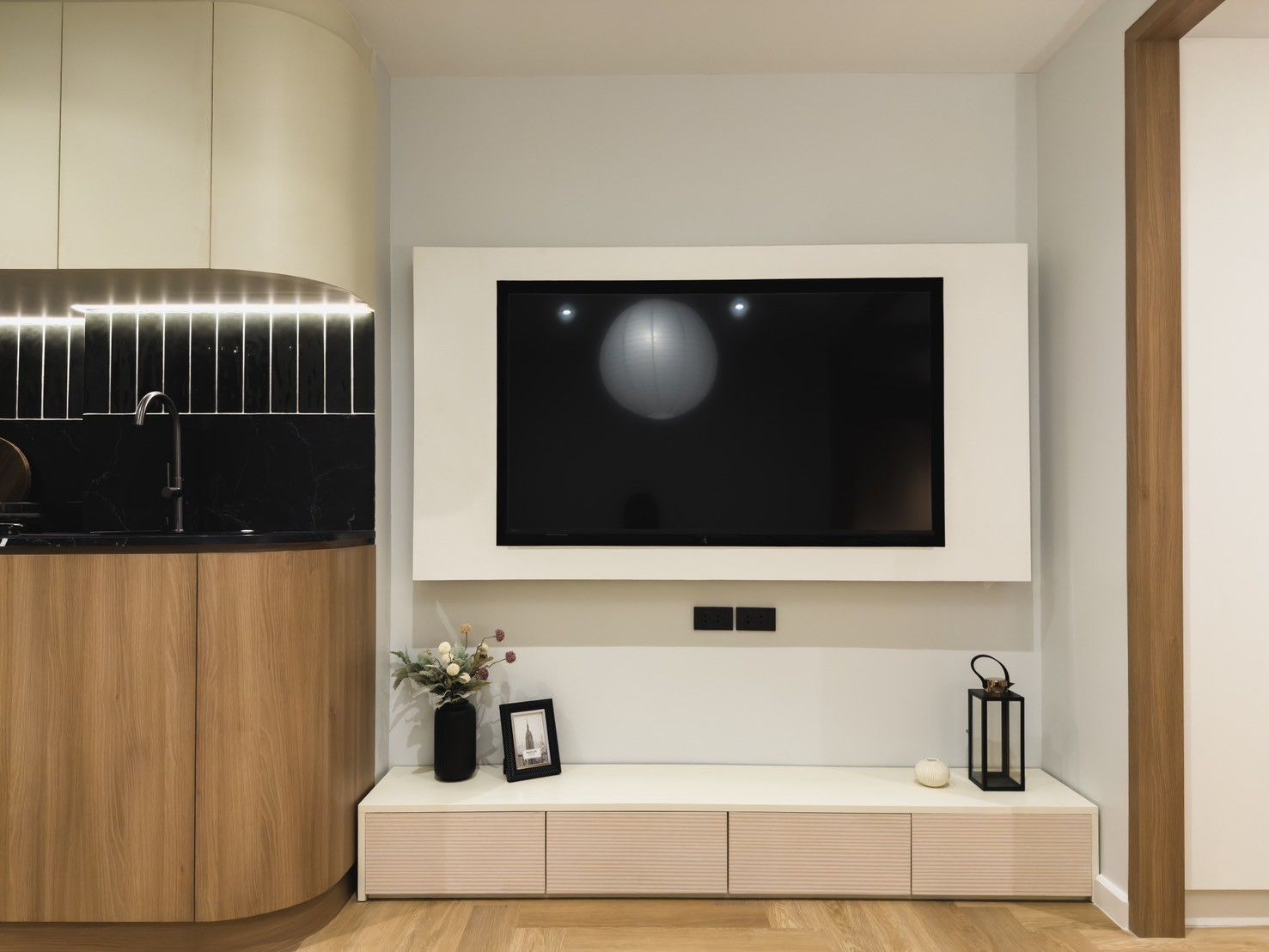 uploads/efe1bc97-da39-4732-9026-bc1cbf882b7a/56a06241-4b6b-4890-90cf-5a743af7d57a