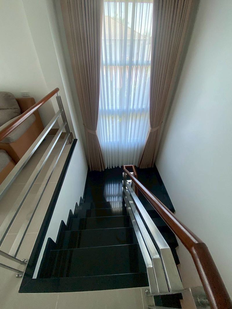 uploads/efe1bc97-da39-4732-9026-bc1cbf882b7a/5705abe3-c688-4ea1-bc83-8dcad2594390