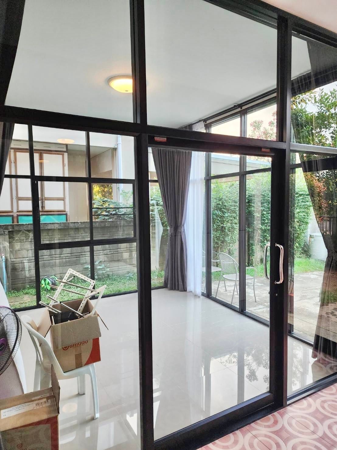 Vararom Premium City Hall - Image 6