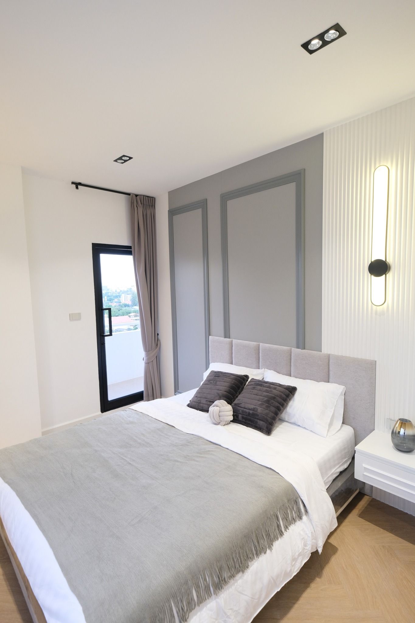 Hill Park 2 - Image 8