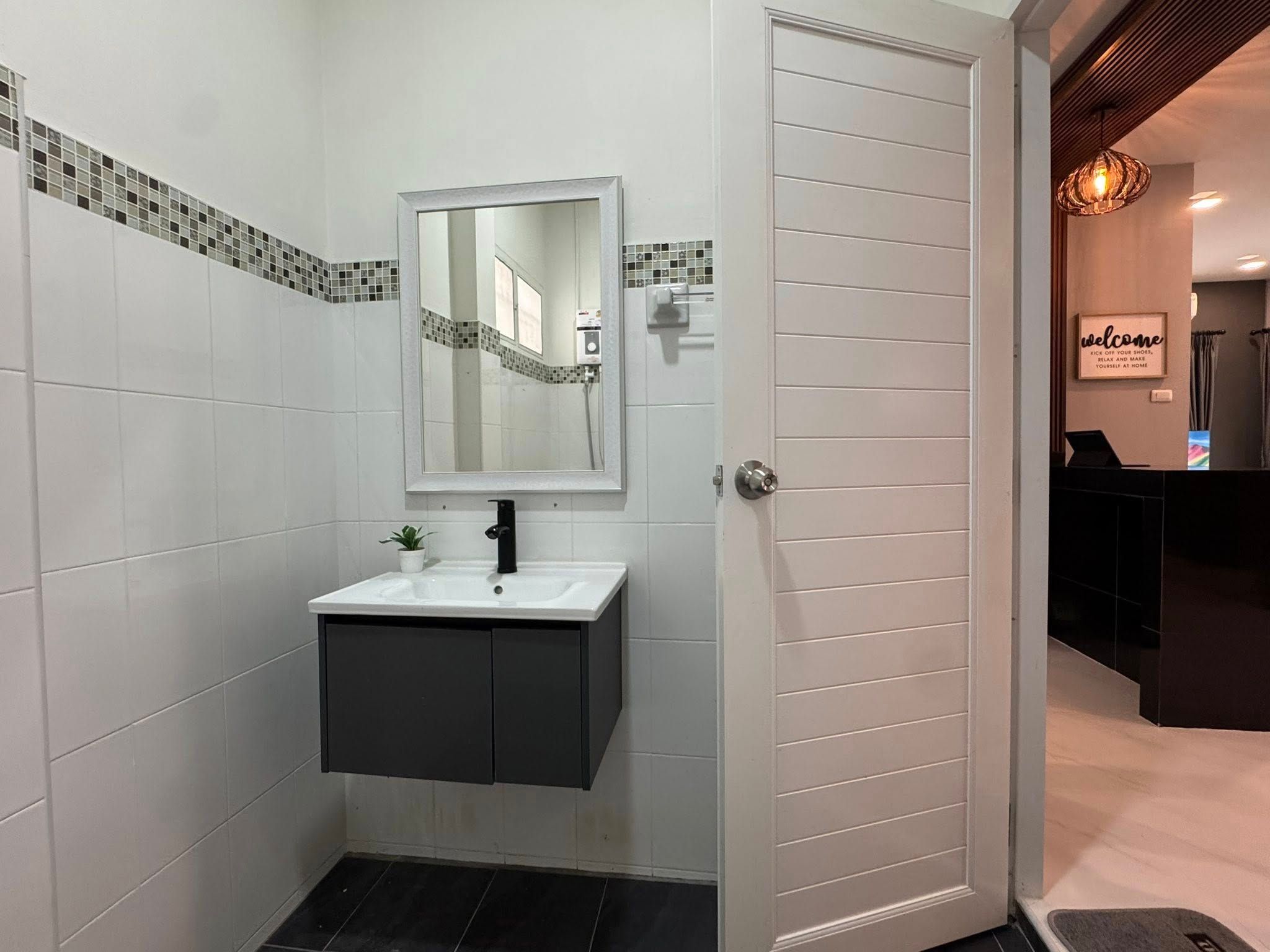 2 Bedroom House For Rent in Don Kaeo, Mae Rim, Chiang Mai - Image 11