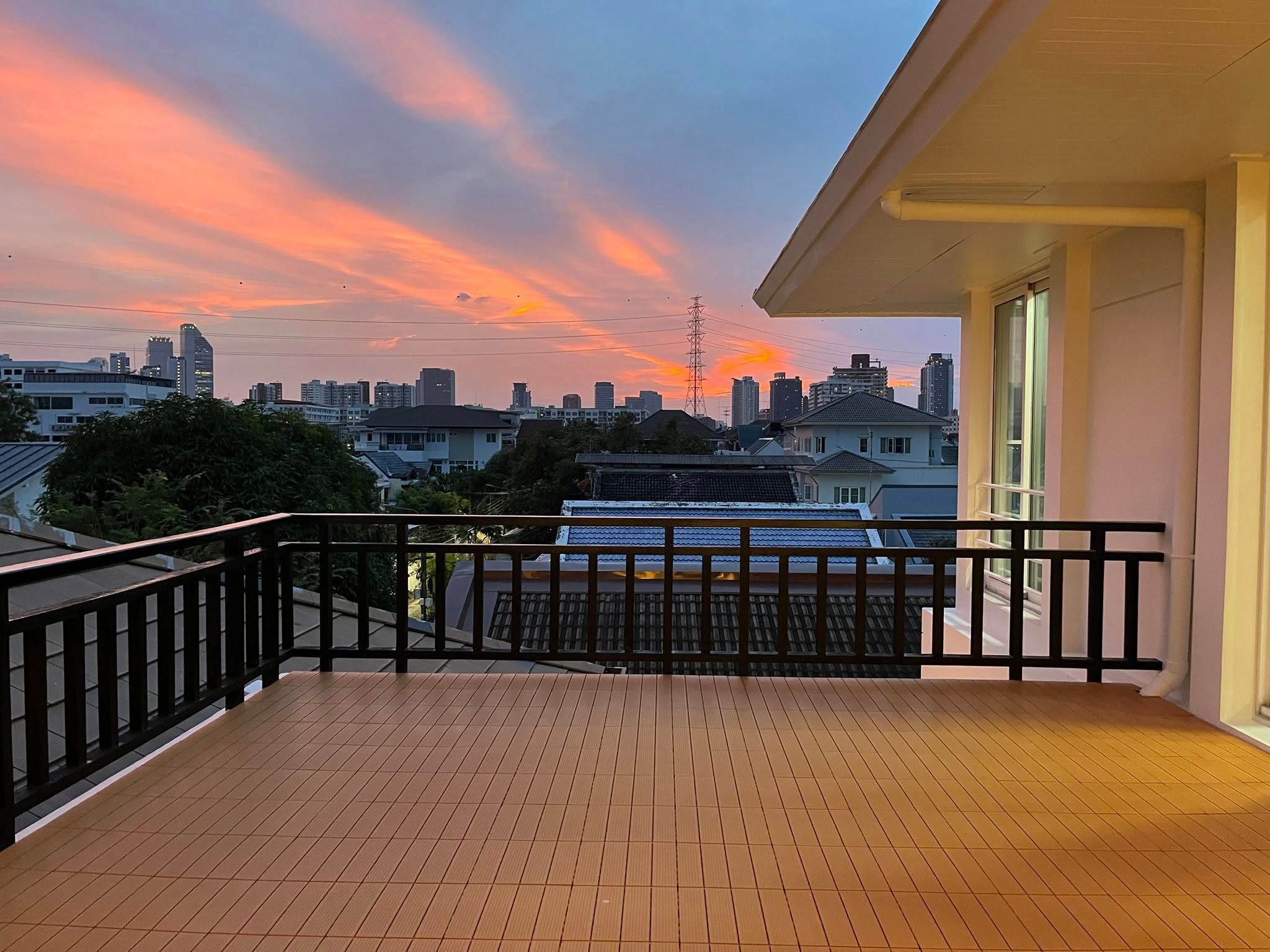 5 卧室 独立房屋 出租 在  - Image 18