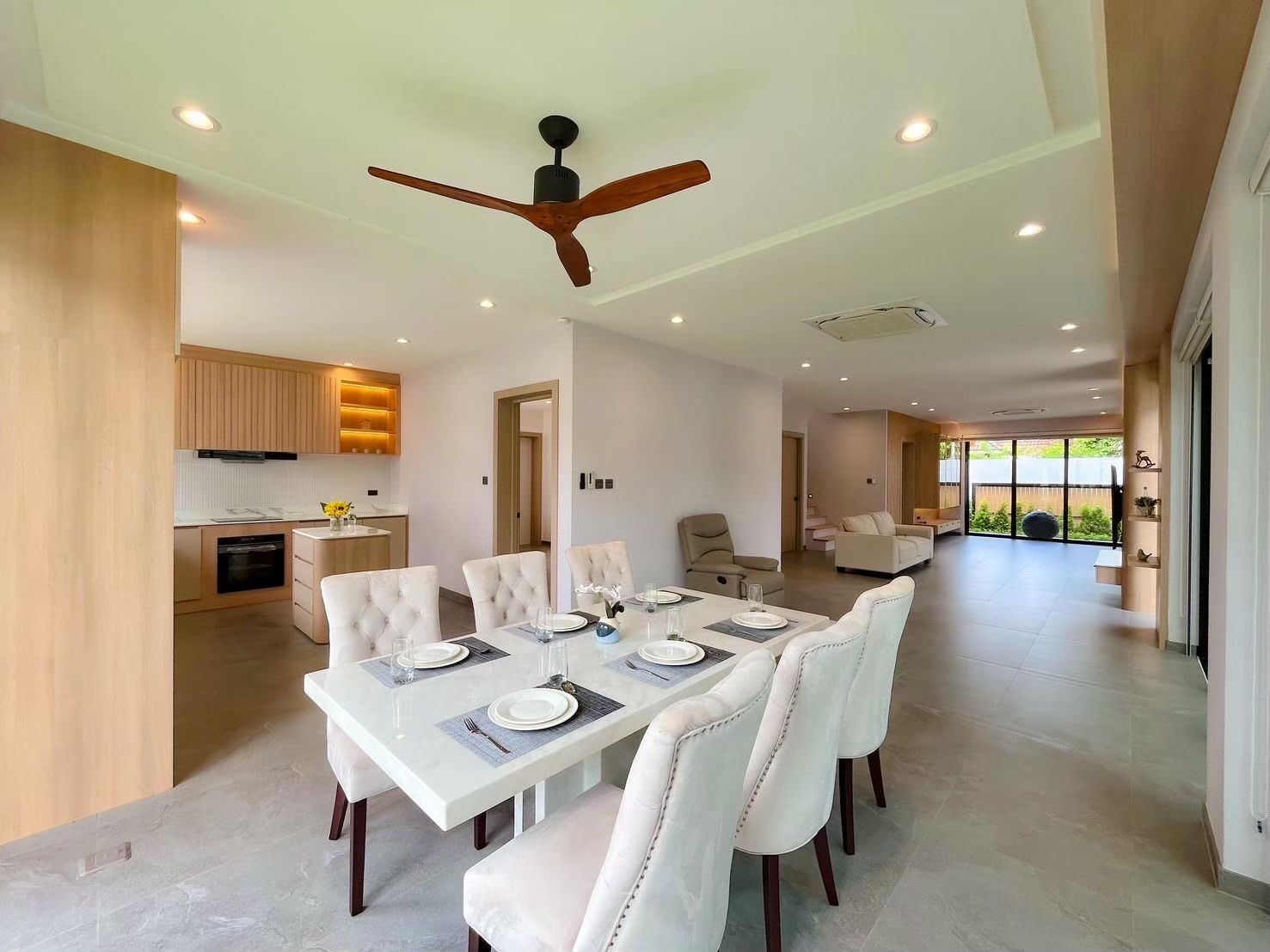 uploads/efe1bc97-da39-4732-9026-bc1cbf882b7a/5d183488-2381-48a8-ab37-25884289b410