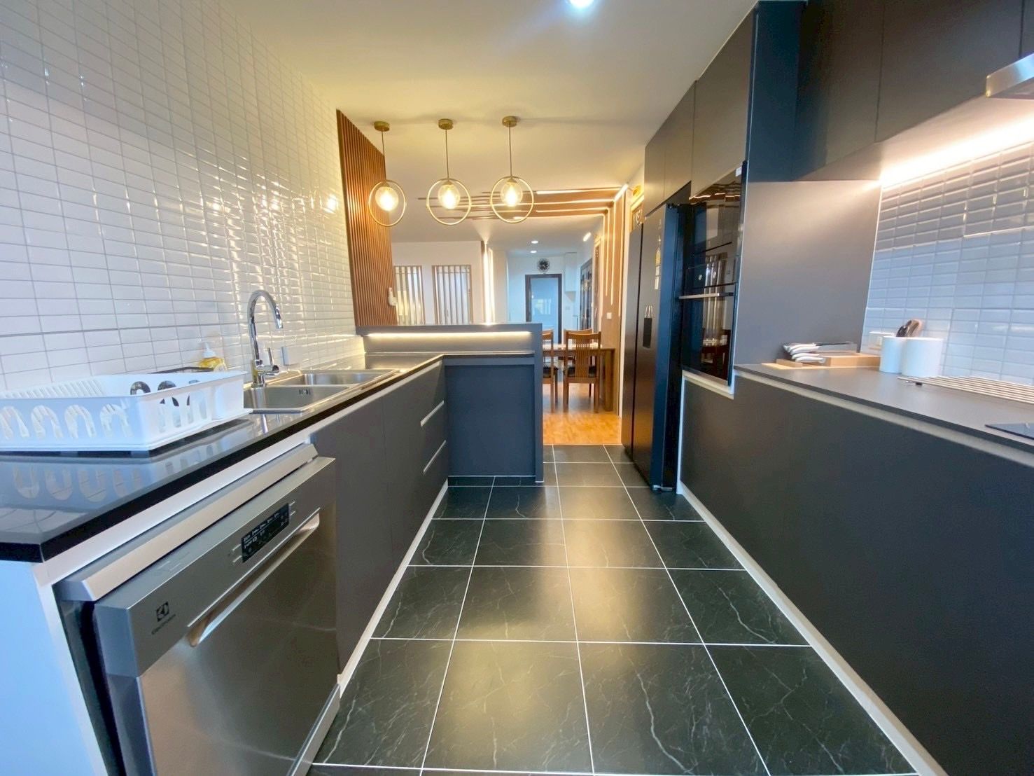 3 卧室 公寓 出租 在  - Image 8