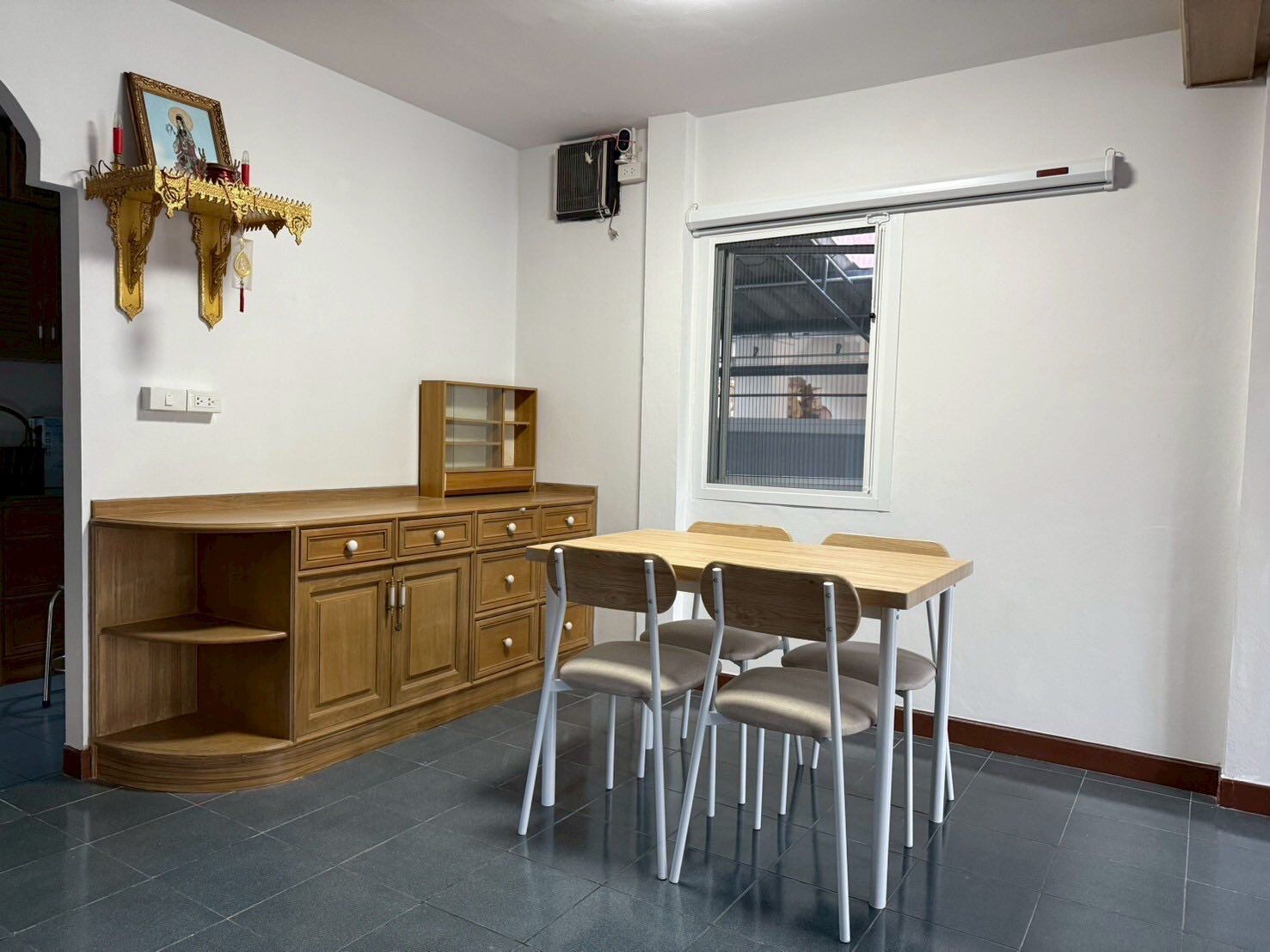 uploads/efe1bc97-da39-4732-9026-bc1cbf882b7a/5d85dd02-4c19-40e3-a5ba-1ff85451ed17