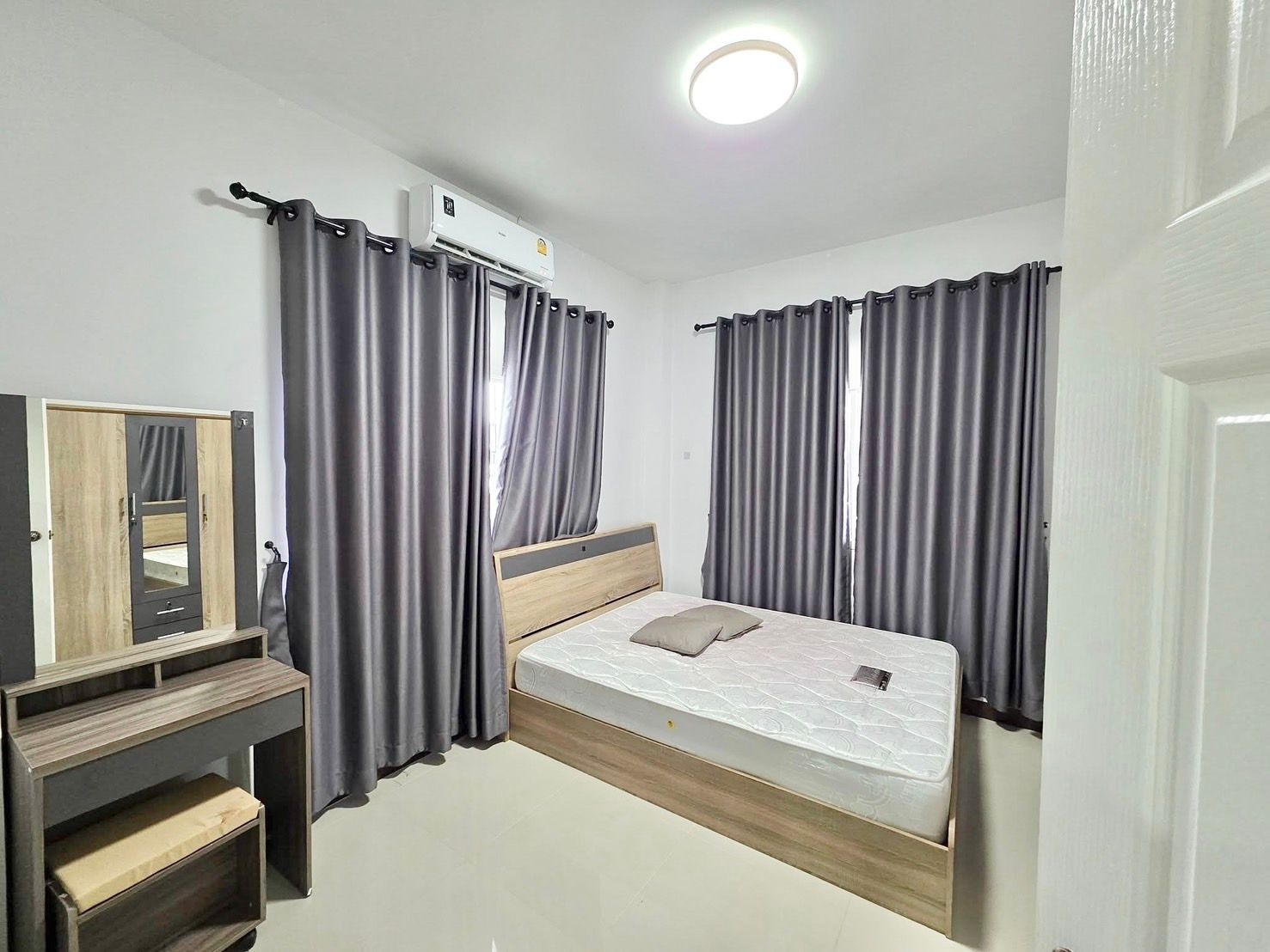 3 卧室 独立房屋 出租 在  - Image 4