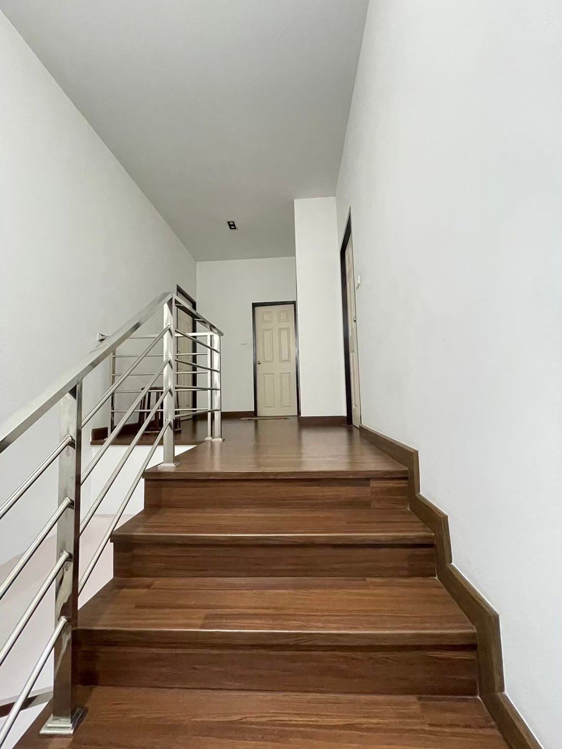 uploads/efe1bc97-da39-4732-9026-bc1cbf882b7a/5f128988-eedb-4de3-bf9b-3b32afc737e7