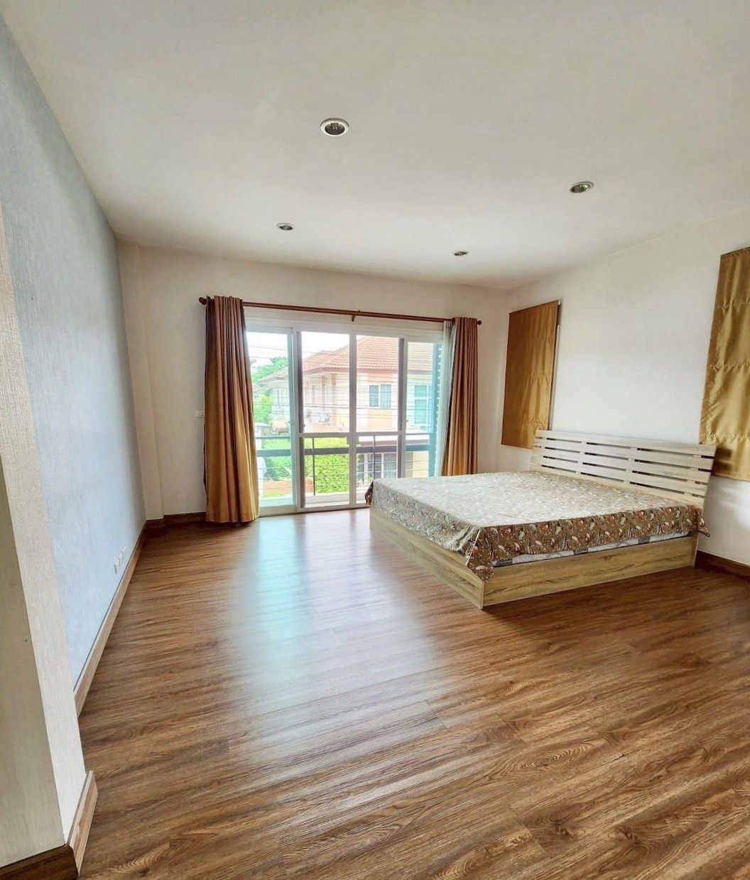 uploads/efe1bc97-da39-4732-9026-bc1cbf882b7a/6067809e-9638-49f2-82bf-6b46b3a9b1c5