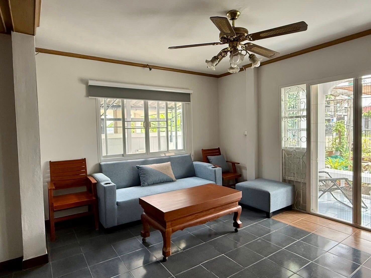 uploads/efe1bc97-da39-4732-9026-bc1cbf882b7a/615187e3-505f-42e3-bbac-1205c37ec370