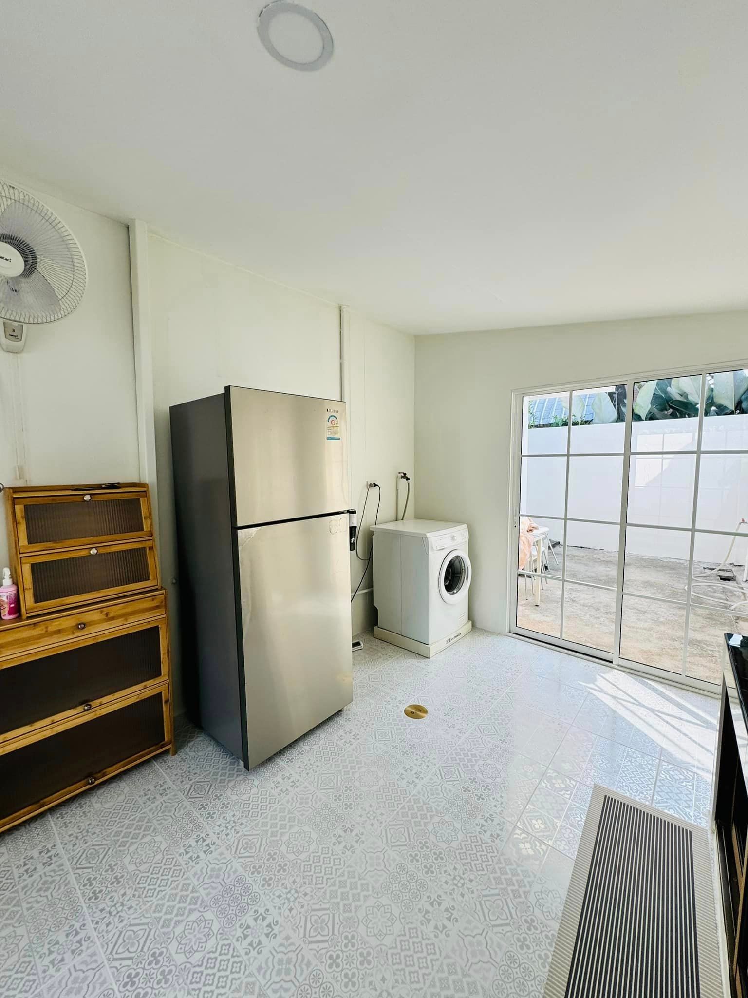 uploads/efe1bc97-da39-4732-9026-bc1cbf882b7a/61e020f3-5cbb-433c-9670-2c962d6a0388