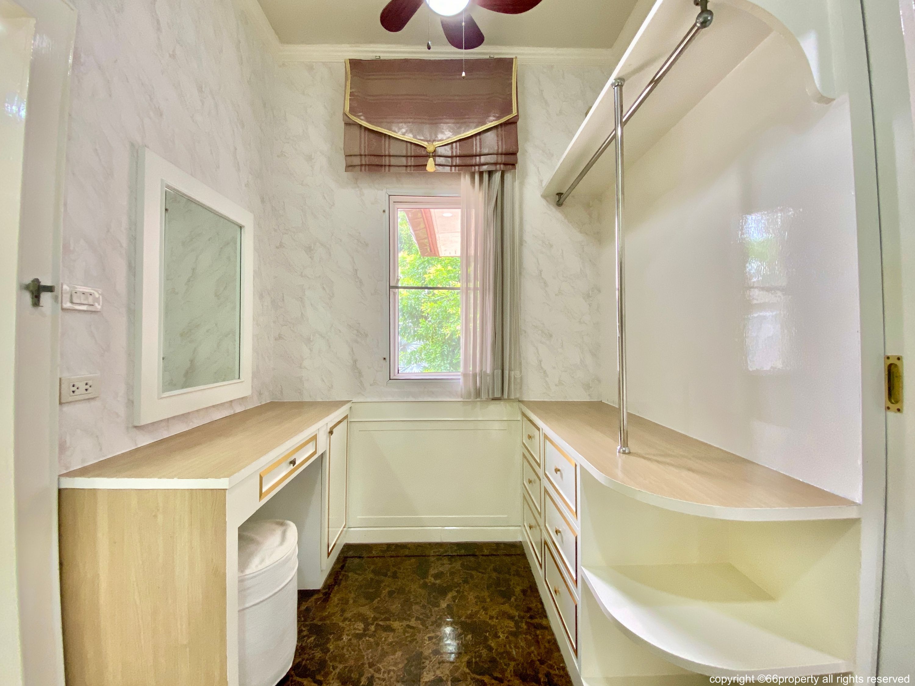 7 Bedroom House For Sale in Chai Sathan, Saraphi, Chiang Mai - Image 19