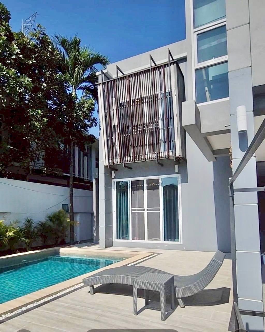 4 卧室 独立房屋 出租 在  - Image 1