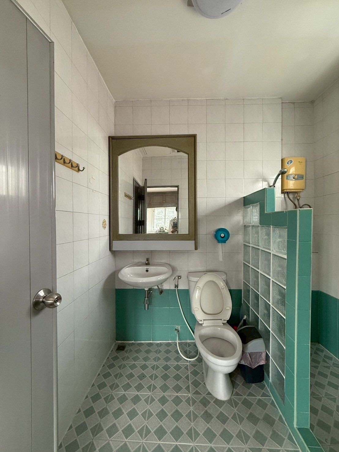 uploads/efe1bc97-da39-4732-9026-bc1cbf882b7a/6399e3a8-676f-4f64-81dc-d53e7e4c458f