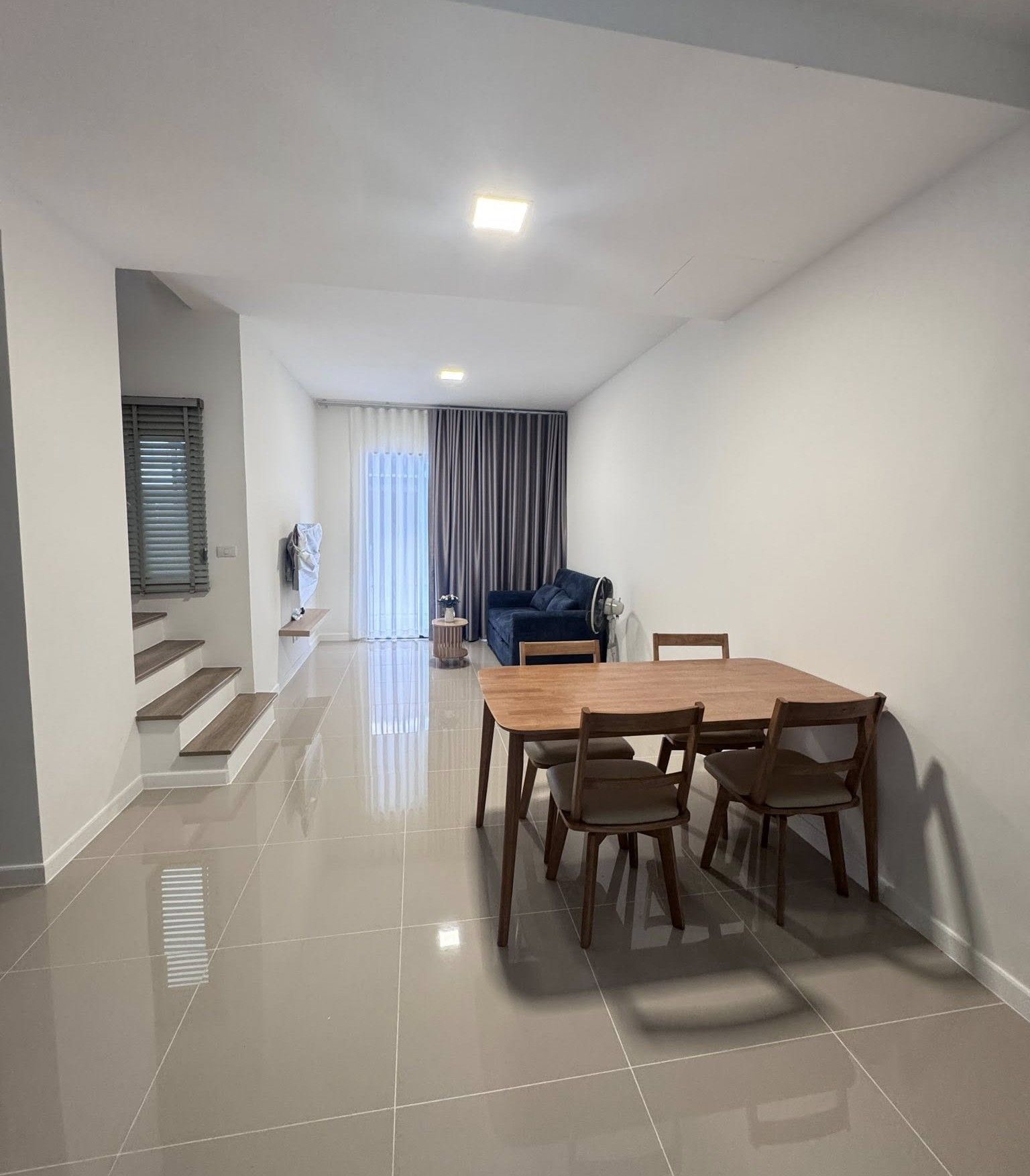 uploads/efe1bc97-da39-4732-9026-bc1cbf882b7a/63f39f40-663b-41f9-9f5f-fbc49ecaa053