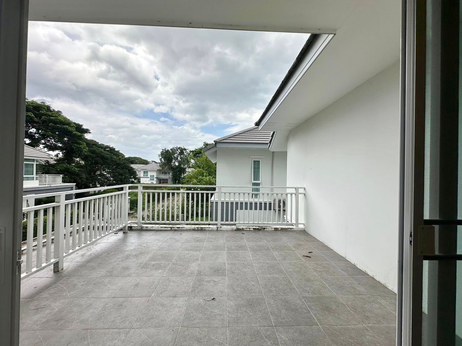 uploads/efe1bc97-da39-4732-9026-bc1cbf882b7a/6489be7c-f35e-4f4b-8459-0c6d16fef9de