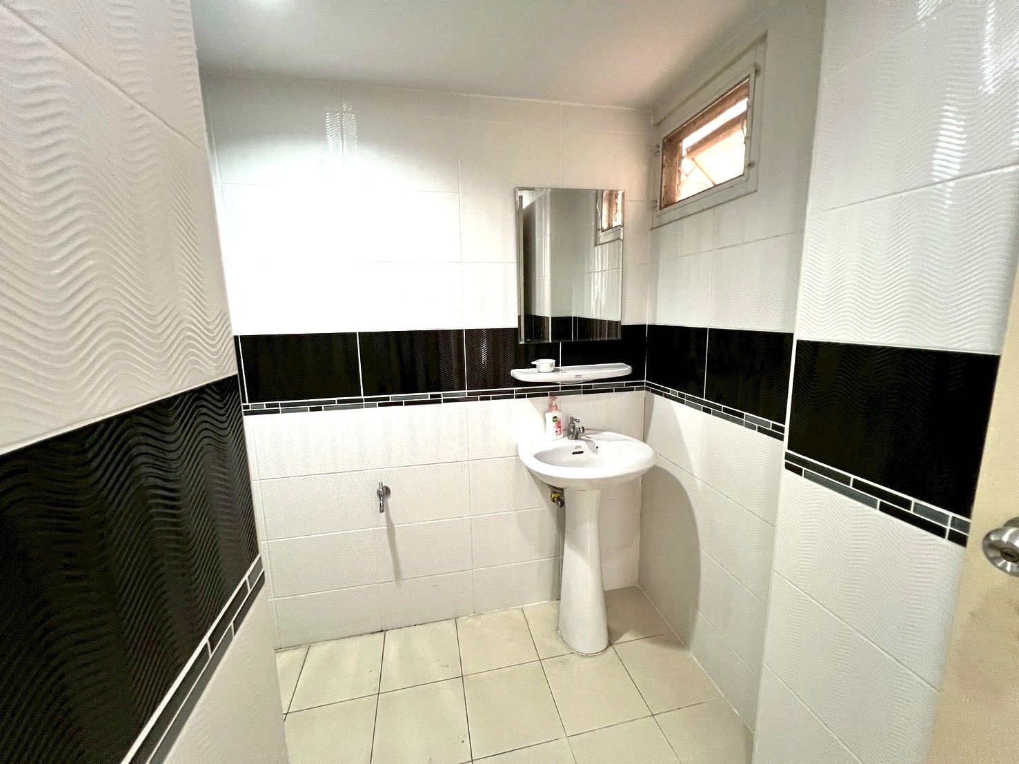 uploads/efe1bc97-da39-4732-9026-bc1cbf882b7a/652a9218-360b-4b75-afdf-3ba6fe98f385