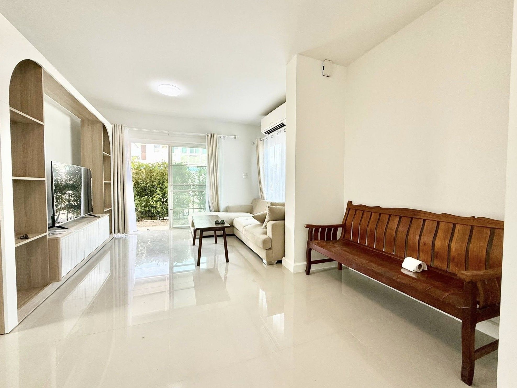 3 卧室 独立房屋 出租 在  - Image 2